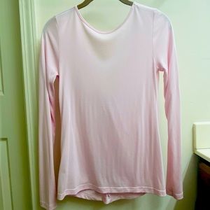 Athleta XXS Soft pink top. Will fit XS frame.